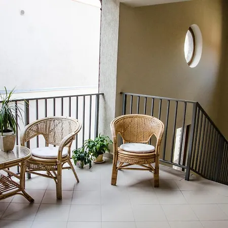 Fuerge Cselle Apartment *