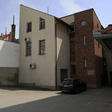 Fuerge Cselle Apartment *